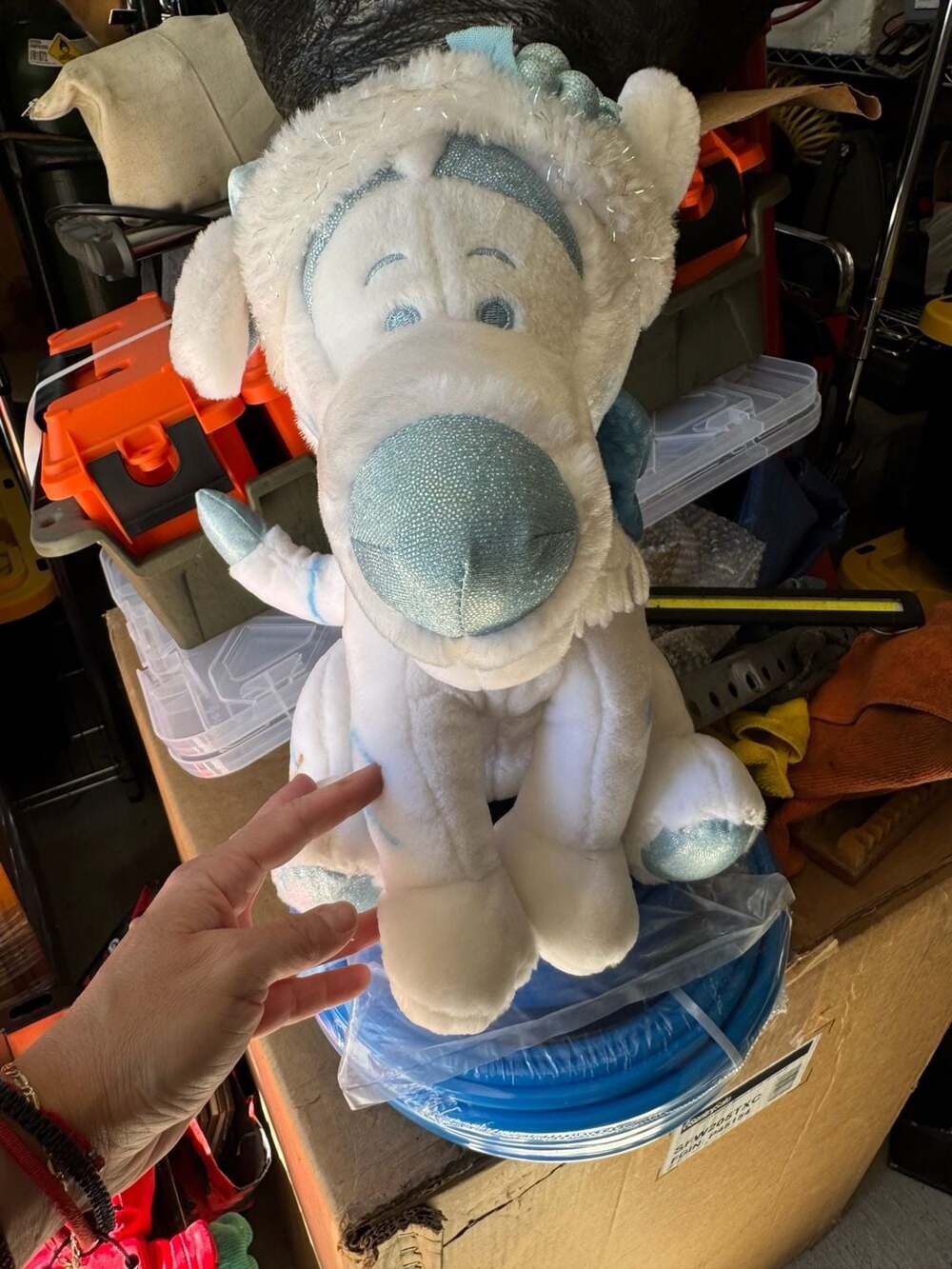 Vintage Disney Store Tigger Snowflake Pals Winter White Plush